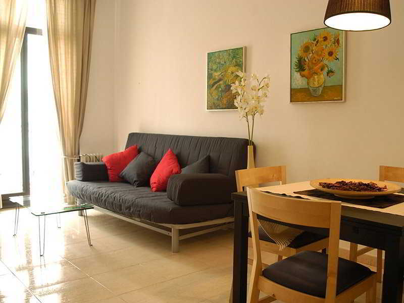 Ramblas I Apartment *